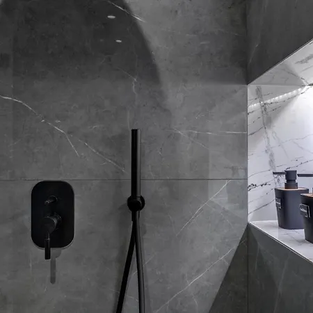 Times Elegant Konukevi Ermoupoli