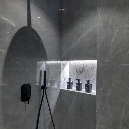 Times Elegant Konukevi Ermoupoli