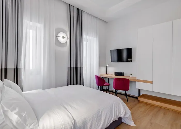 Times Elegant Ermoupoli