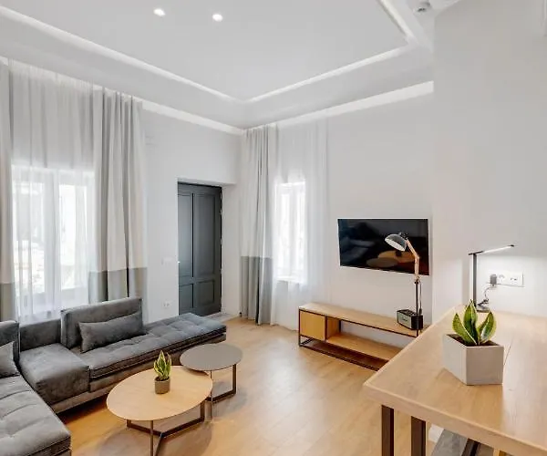 Times Elegant Pensjonat 4*